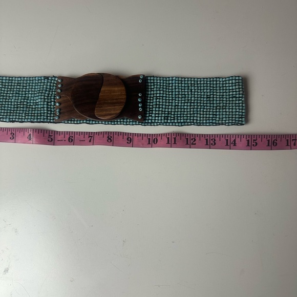 Handmade Bohemian Elastic Hippie EthicallyMade Wooden Closure Stretchy Bead Belt - Picture 11 of 12